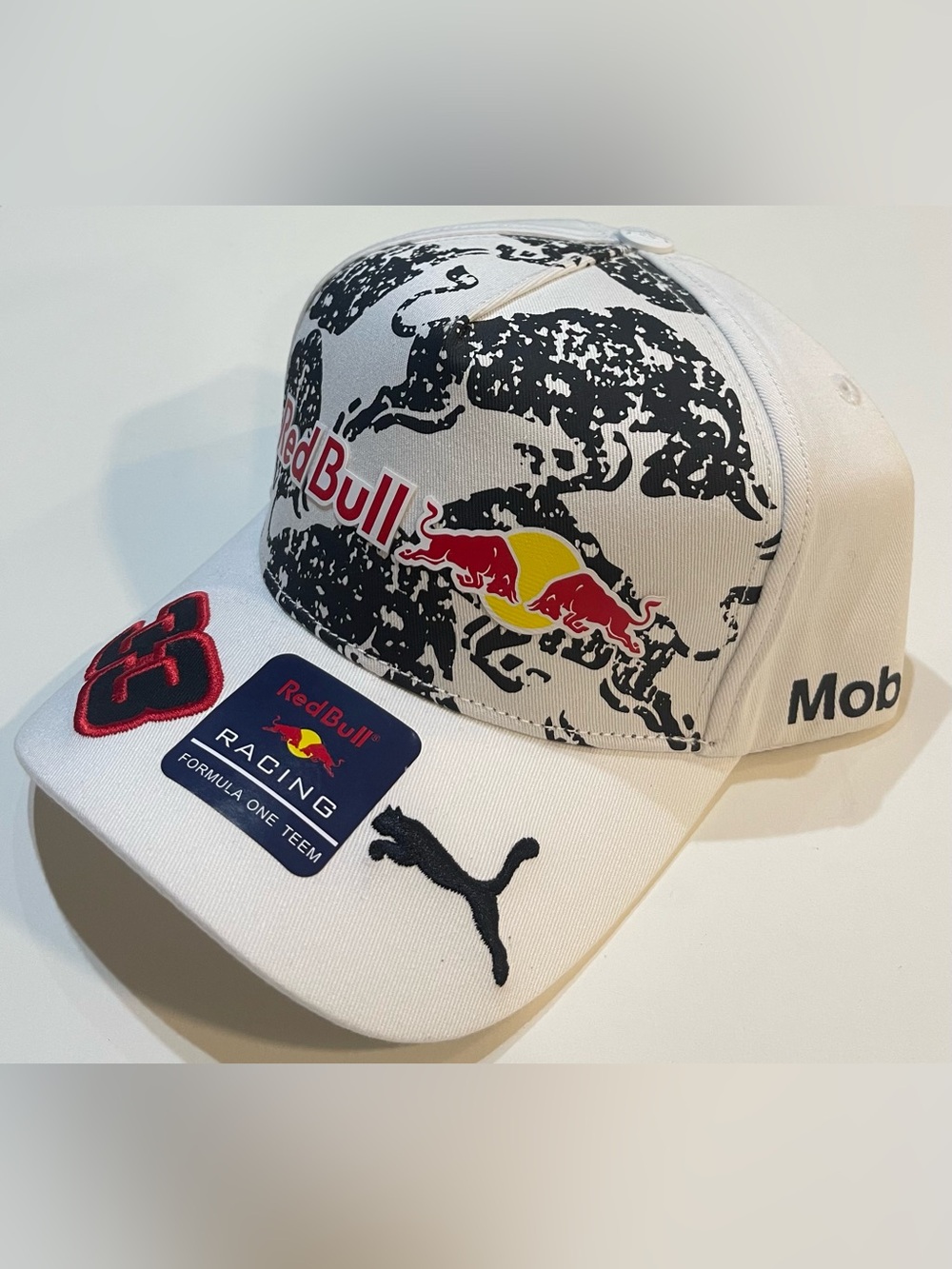 White RedBull Racing Hat - Picture 2 of 9